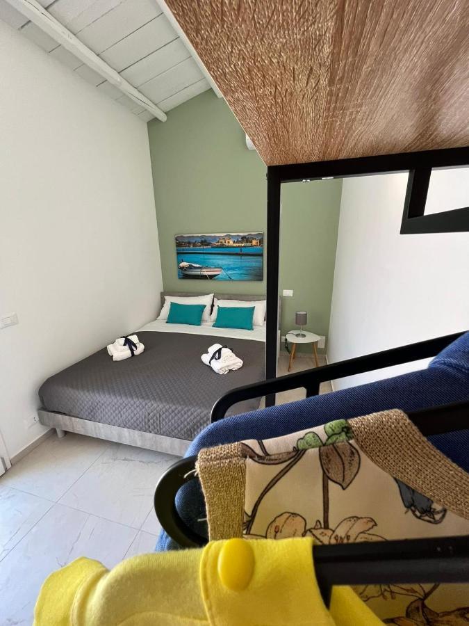 Sicilian Paradise Casa Vacanze カステッランマーレ・デル・ゴルフォ エクステリア 写真